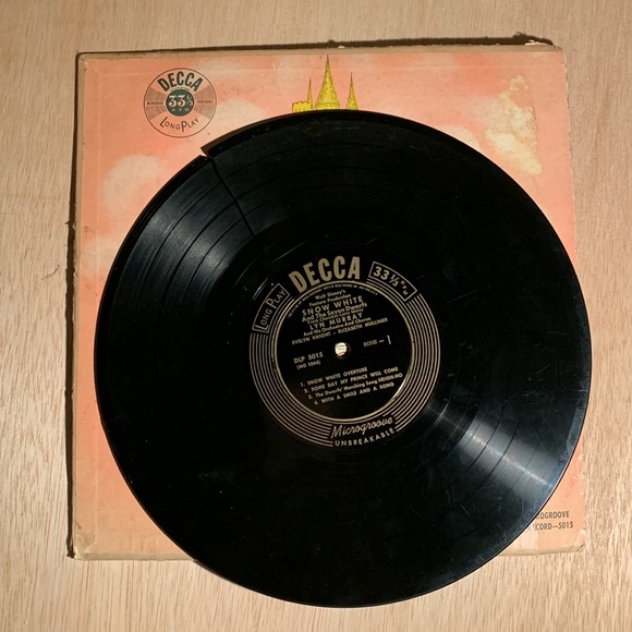 Vintage 40s Snow White & The Seven Dwarfs Decca Vinyl Record Walt Disney defects - Picture 4 of 17